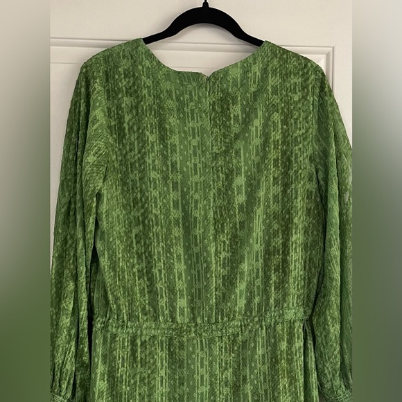 Alex Marie Sage Green Women’s Dress - Picture 6 of 9